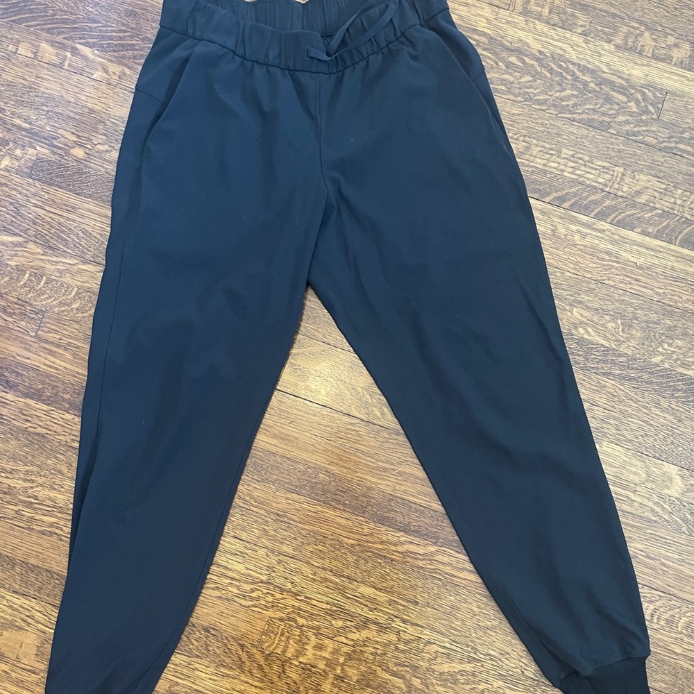 Lululemon high rise jogger